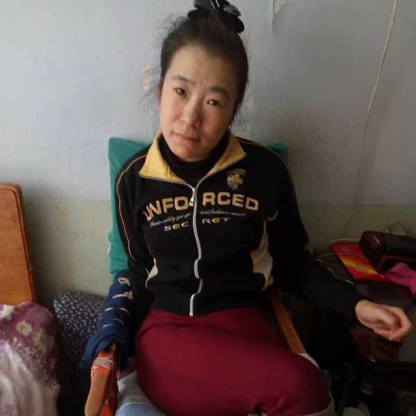 辽宁45岁单身美女真诚找对象-茂名征婚相亲网