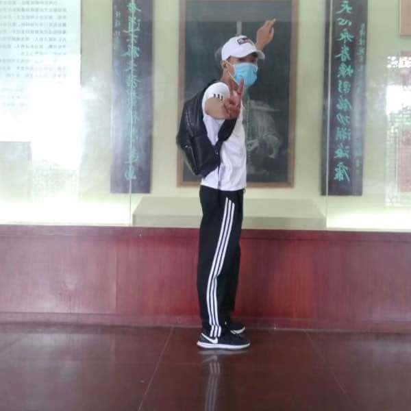 广东35岁单身帅哥真诚找对象-茂名征婚相亲网