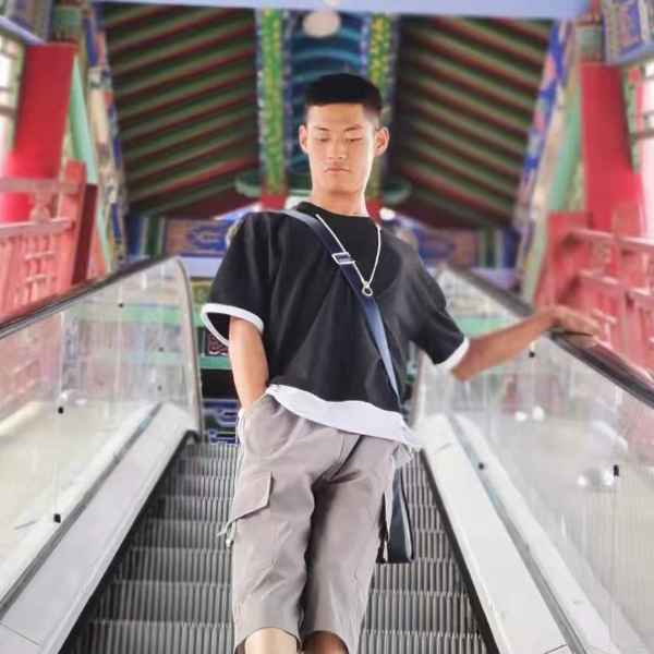 甘肃28岁单身帅哥真诚找对象-茂名征婚相亲网