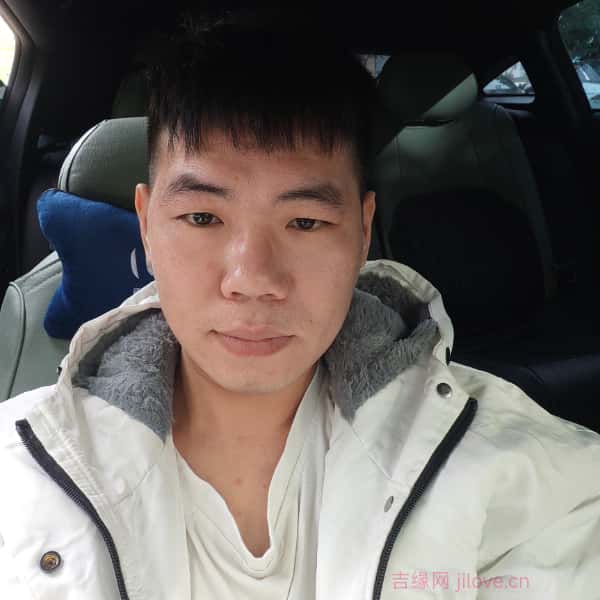 广东33岁单身帅哥真诚找对象-茂名征婚相亲网
